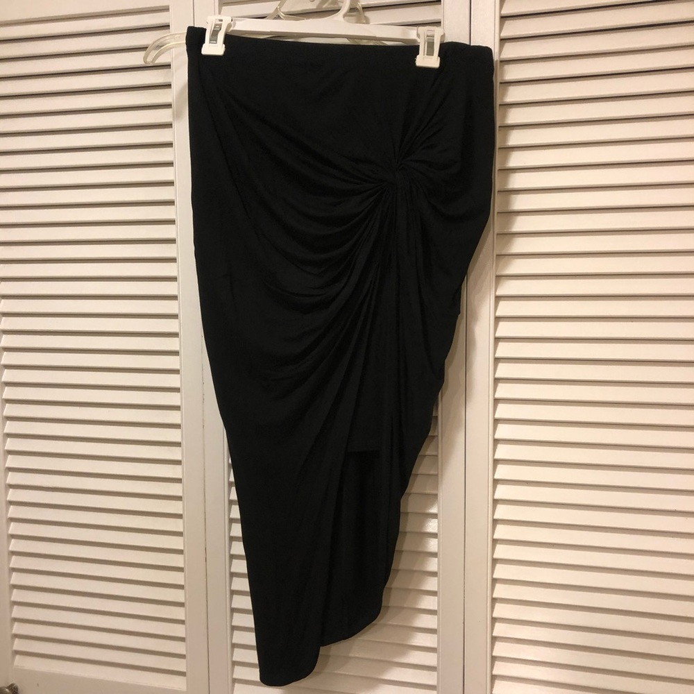Black skirt